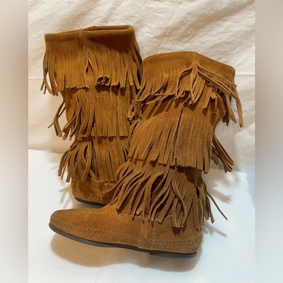 minnetonka moccasins boot Layer Fringe Boots Brown Size 5 women’s - Picture 5 of 9